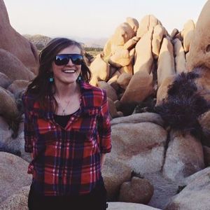 Meet your Posher, Laura